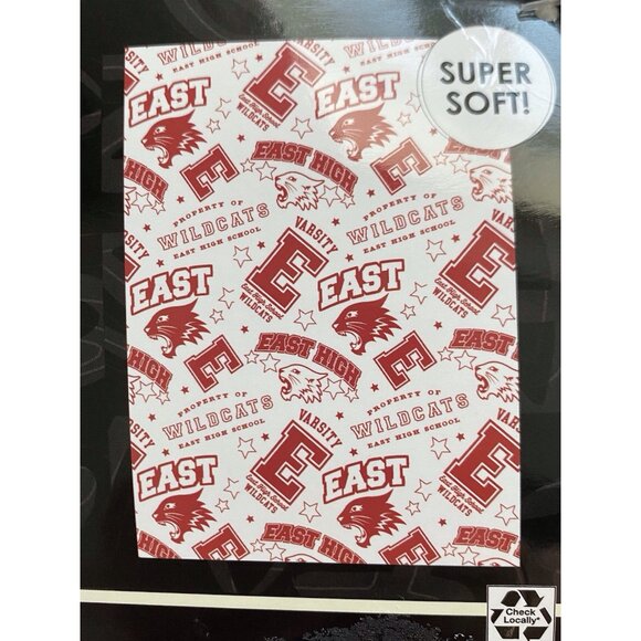Disney High School Musical East High Wildcats Throw Blanket 50 X 70” White NEW - Picture 3 of 14